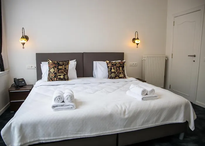 Hotel Guzy