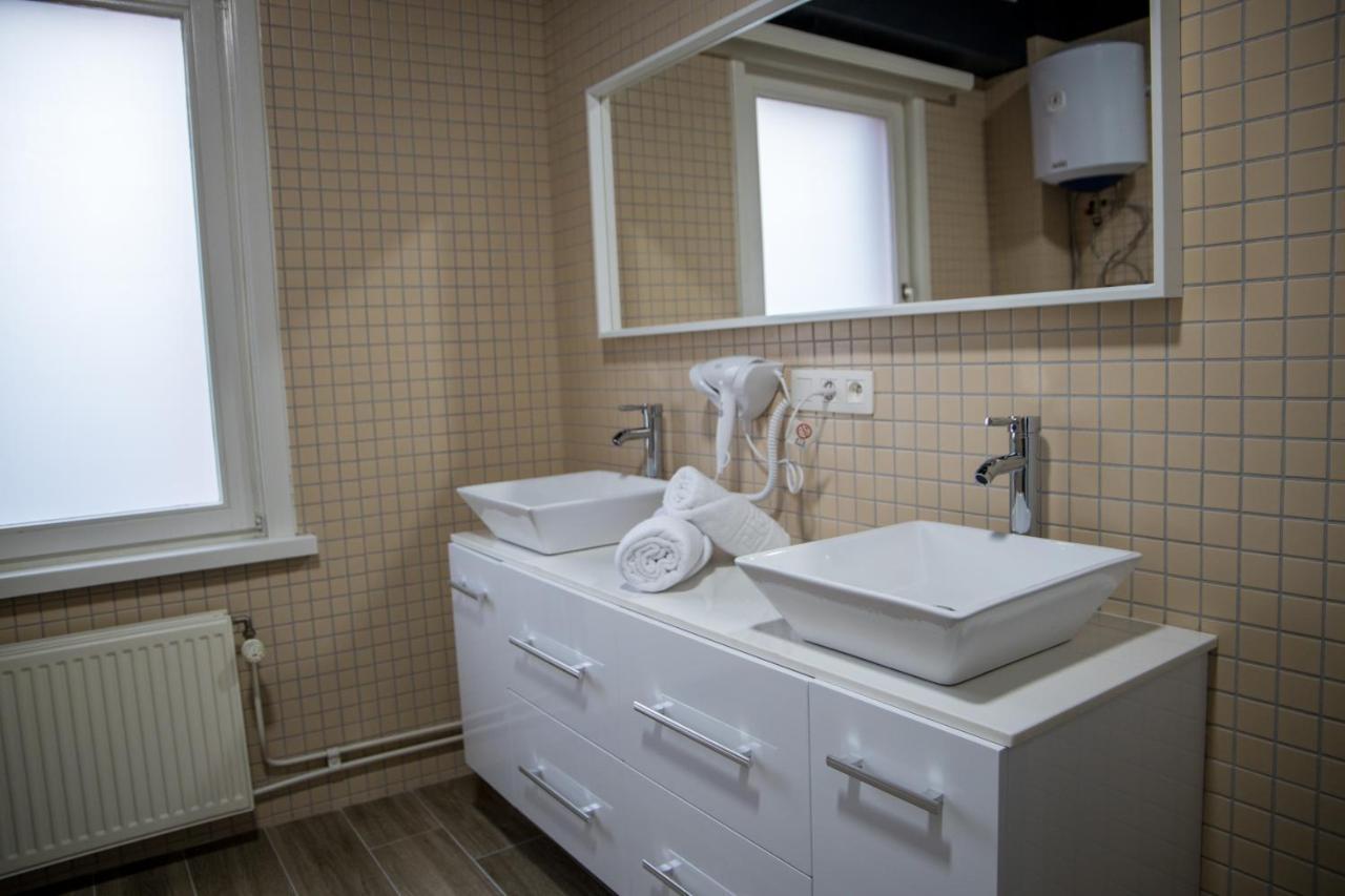 Hotel Guzy 3*